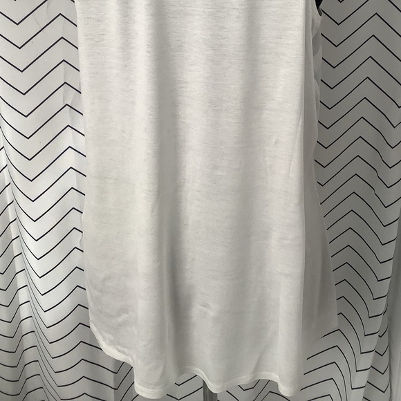 Le Chateau Tank Top - Picture 10 of 13